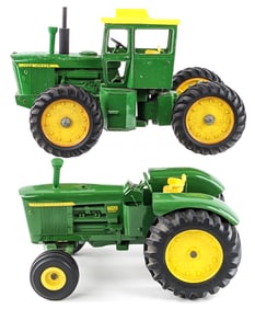 1/16 Ertl John Deere 7520 & 5020 Tractors