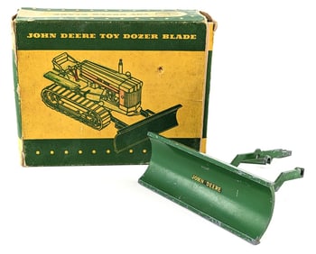 1/16 Ertl John Deere 40 Dozer Blade in Box