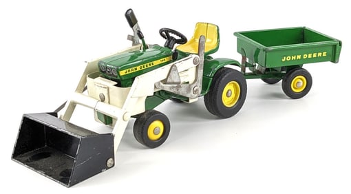 1/16 Ertl John Deere 140 Tractor w/ Loader & Dump Cart