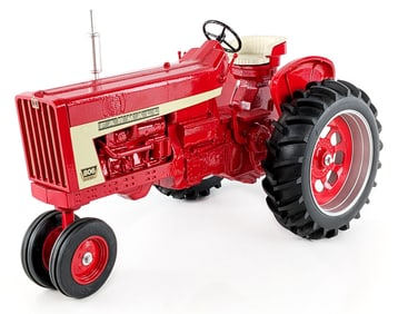1/8 Scale Models Farmall 806 Diesel Narrow Front Tractor