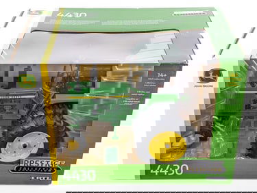 1/16 Ertl John Deere 4430 Tractor w/ Duals Prestige Collection