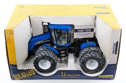 1/16 Ertl New Holland TJ530 4wd Tractor Prestige Collection
