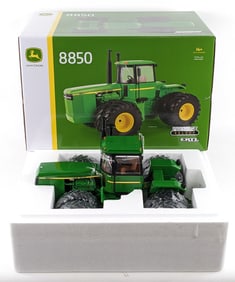 1/16 Ertl John Deere 8850 4wd Tractor Prestige Select Series