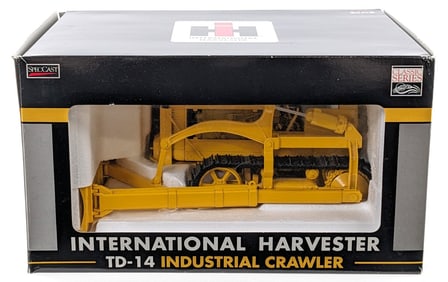 1/16 SpecCast International TD-14 Industrial Crawler w/ Blade