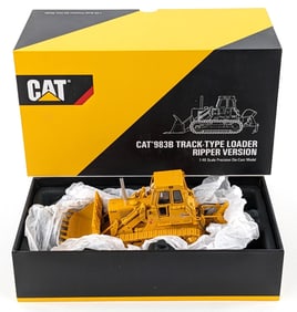 1/48 CCM CAT 983B Track-Type Loader Ripper Version