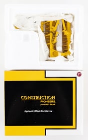 1/25 First Gear Hydraulic Offset Disk Harrow