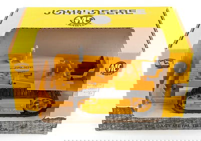 1/16 SpecCast John Deere MC Crawler with Rubber Tracks