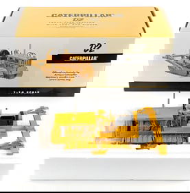1/16 SpecCast Caterpillar D2 Track-Type Tractor with Tool Bar Ripper