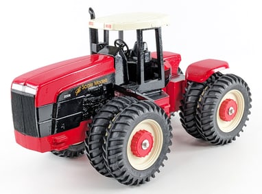 Rare 1/16 Scale Models Buhler Versatile 4wd Tractor 2006 Open House