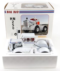 1/16 Universal Hobbies Big Bud HN250 4wd Tractor