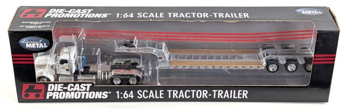 1/64 DCP Gilsinger's Winamac, IN Semi Truck w/ Lowboy #211 of 252