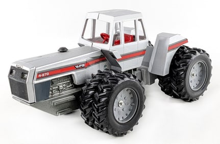 1/16 Scale Models White 4-270 4wd Tractor w/ Duals & Red Stripe