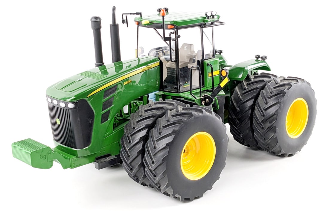 1/16 Ertl John Deere 9630 4wd Tractor (1 of 10)