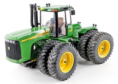 1/16 Ertl John Deere 9620 4wd Tractor