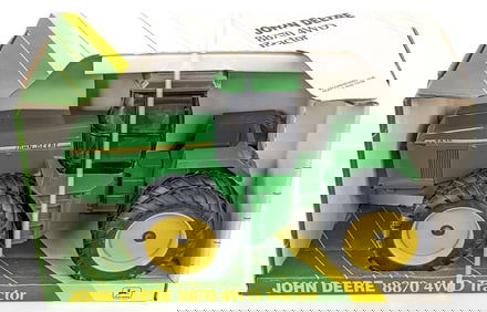 1/16 Ertl John Deere 8870 4wd Tractor