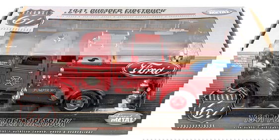 1/16 DCP Highway 61 1941 Ford Pumper Firetruck