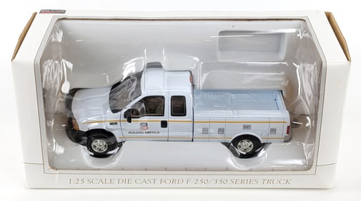 1/25 SpecCast Ford F-350 Union Pacific Utility Pickup Truck