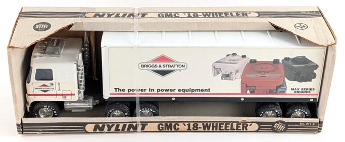 Nylint Briggs & Stratton GMC 18-Wheeler Semi Truck