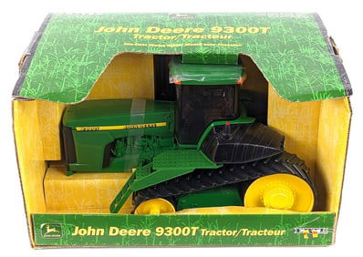 1/16 Ertl John Deere 9300T Tractor