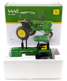 1/16 Ertl John Deere 4440 Hi-Crop Tractor Two-Cylinder Club Limited Edition