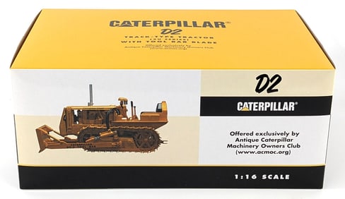1/16 SpecCast CAT D2 Track-Type Tractor w/ Tool Bar Blade