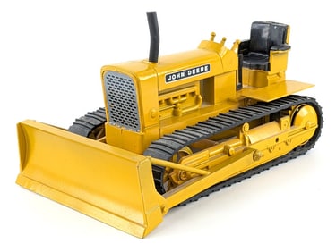 1/16 Ertl John Deere 1010 Crawler with Blade