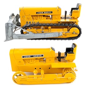 (2) 1/16 Ertl John Deere 440 Industrial Crawlers