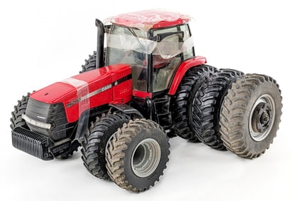 1/16 Ertl Case IH MX270 Tractor w/ Triples