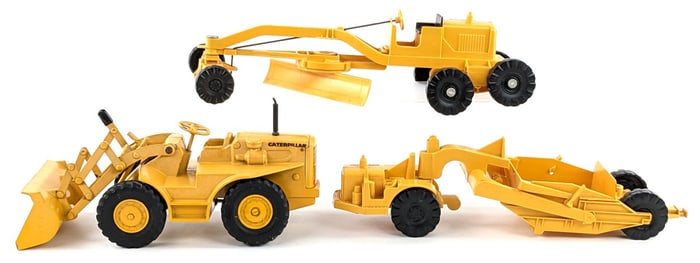 Ertl Caterpillar Loader, Revell CAT Grader & Scraper