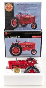 1/16 Ertl Farmall M Narrow Front Tractor Precision Series #7