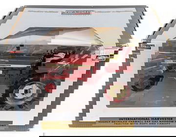 1/16 SpecCast IH Farmall 544 Narrow Front Tractor w/ Canopy