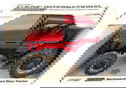 1/16 Ertl Case International 7150 MFD Tractor