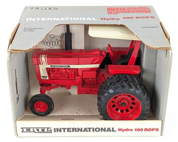 1/16 Ertl International Hydro 100 Tractor with ROPS