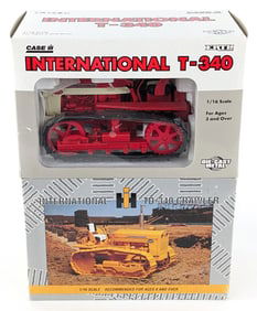 1/16 Ertl International T-340 Crawler and TD-340 Crawler
