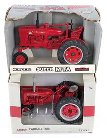 1/16 Ertl Farmall 200 Tractor & Farmall Super M-TA Tractor