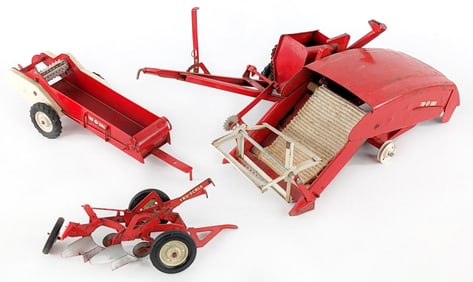 1/16 Tru-Scale Plow, Manure Spreader, & Combine