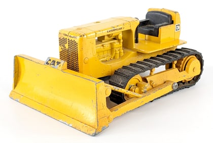1/24 Ertl Caterpillar D6 Bulldozer
