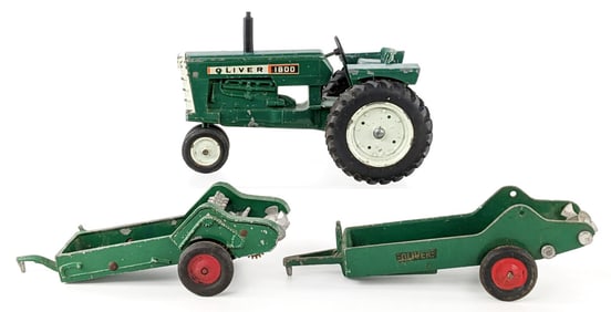 1/16 Ertl Oliver 1800 NF Tractor & Slik Toys Manure Spreader