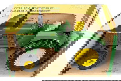 1/16 Ertl John Deere 5020 Diesel Tractor In Yellow Top Box