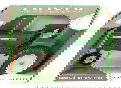 1/16 Ertl Oliver 1555 Diesel Narrow Front Tractor