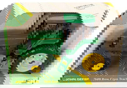 1/16 Ertl John Deere 7600 Row Crop Tractor