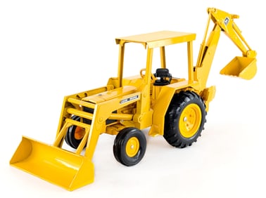 1/16 Ertl John Deere Backhoe Loader