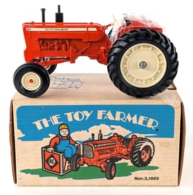 1/16 Ertl Allis-Chalmers D19 Wide Front Tractor