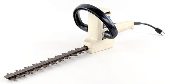 International Harvester Electric Hedge Trimmer