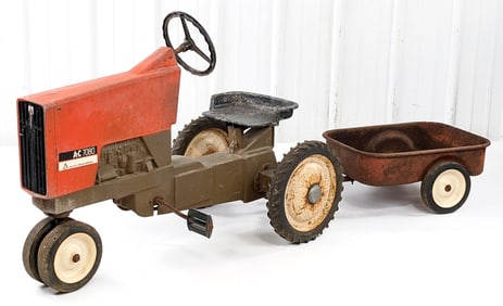 Ertl Allis-Chalmers 7080 Narrow Front Pedal Tractor w/ Trailer