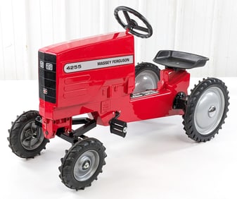 Scale Models Massey Ferguson 4255 Wide Front Pedal Tractor