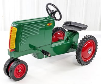 Scale Models Oliver 77 Row Crop Narrow Front Tractor