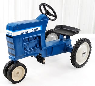 Restored Ertl Ford TW-20 Narrow Front Pedal Tractor