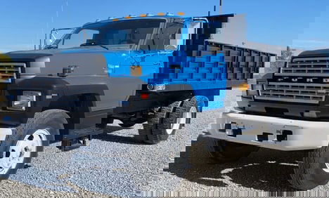 1976 Ford F-600 Grain Truck