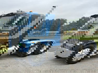 1983 Freightliner Cabover Semi